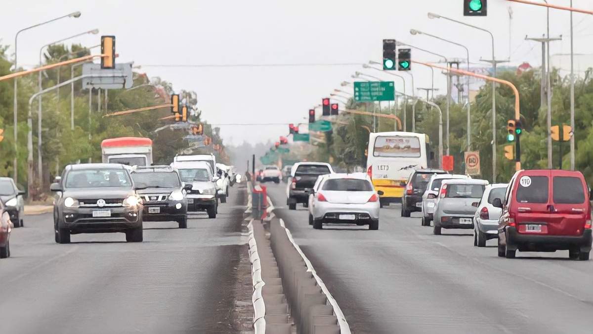 Ruta N° 22 en Neuquén Capital. Fuente: (Twitter)
