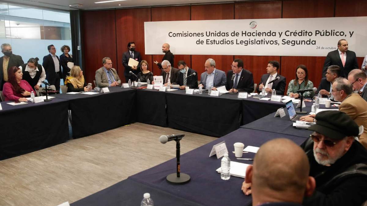 Comisiones unidas de Hacienda y Crédito Público, y de Estudios Legislativos