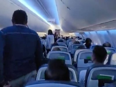 "Tenemos 30 millones de personas en contra": esto dijo AMLO sobre el reclamo de una pasajera