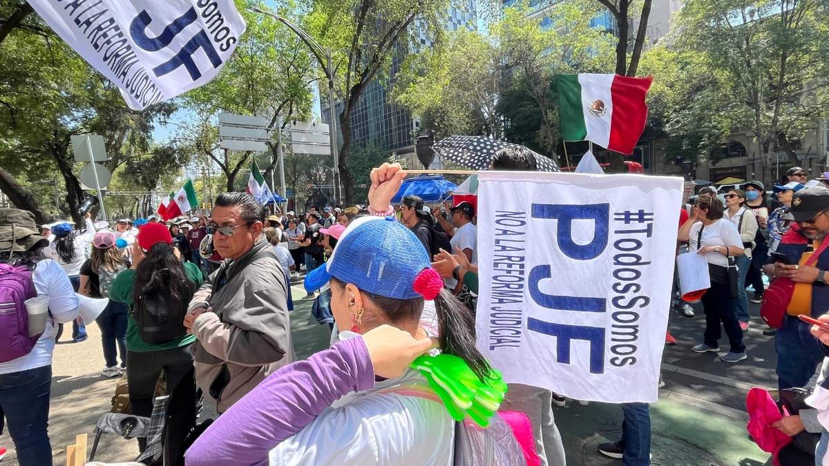 Desde el 19 de agosto, los trabajadores del PJF iniciaron un paro de labores contra la reforma judicial y aunque el 11 de octubre pasado la JUFED decidió levantarlo, muchos de ellos no regresaron a sus actividades