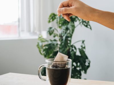 Con esta idea nunca más vas a tirar los saquitos de café: mirá cómo podés reutilizarlos para decoración