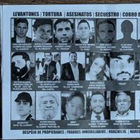 Lanzan folletos con “narcomensajes” en Culiacán