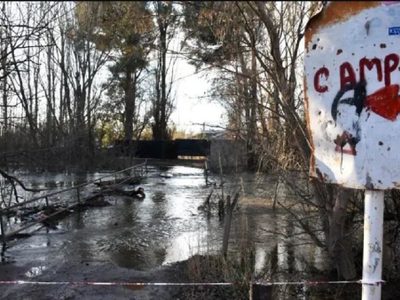Familias evacuadas en Centenario y Vista Alegre por la crecida del río Neuquén