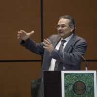 Los 13 familiares de Romero Oropeza que cobran en Pemex, según diputados del PAN