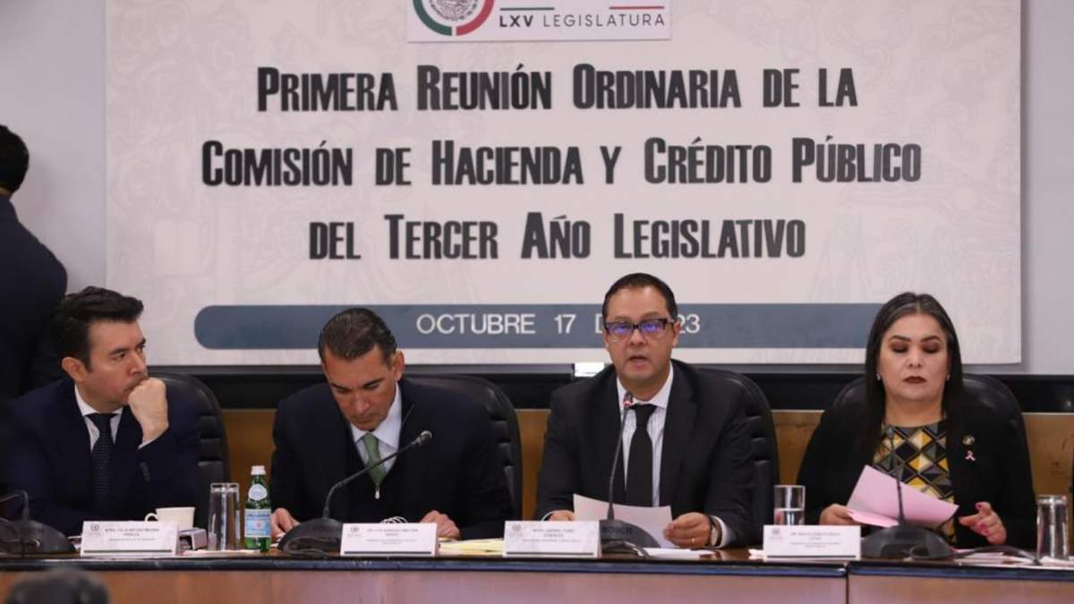 El subsecretario de Hacienda y Crédito Público, Gabriel Yorio González