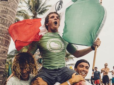 Alan Cleland es el primer surfista mexicano en clasificar a Juegos Olímpicos de París