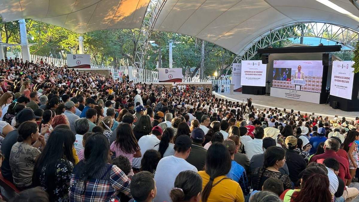 La exposición de la Jefa de Gobierno frente a estudiantes de Culiacán