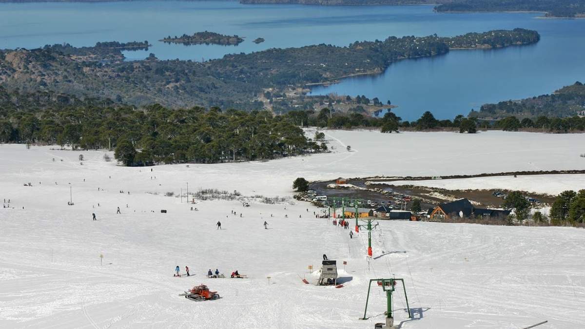 Parque de nieve Batea Mahuida, administrado por la comunidad Puel. Fuente: (Facebook)