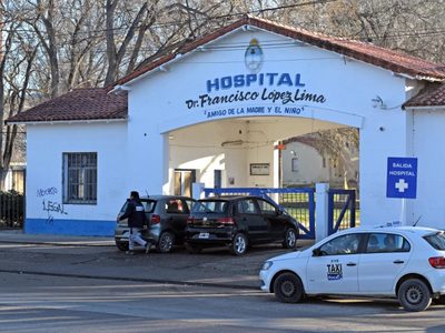 Tensión en un hospital de General Roca: golpearon y amenazaron a dos enfermeros
