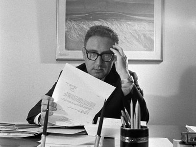 Henry Kissinger el testigo desde las sombras del "Golpe a Excélsior"