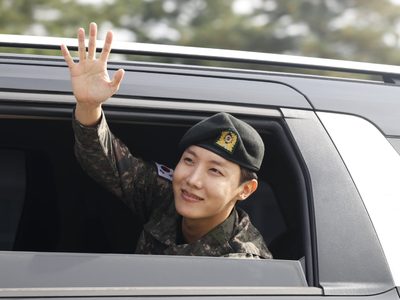 Confirmado: el primer trabajo que realizará JHope después de salir del servicio militar