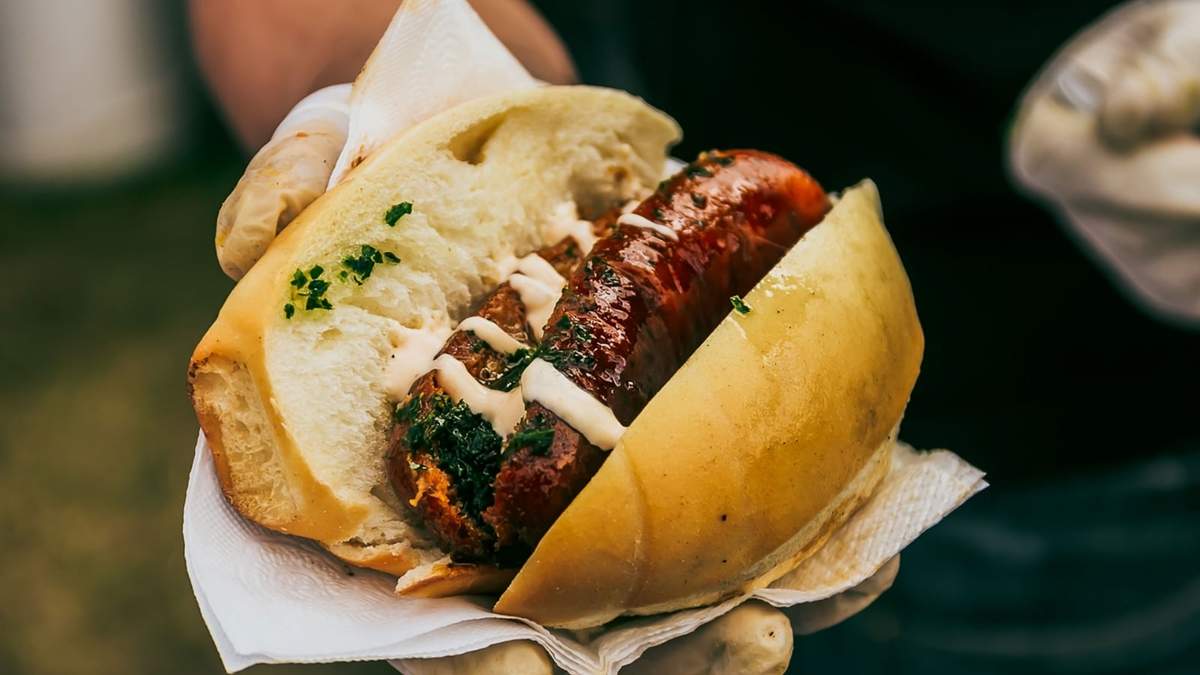 Con la choripaneada lograron recaudar 6 mil dólares para un comedor de Chos Malal. (Fuente: Twitter)