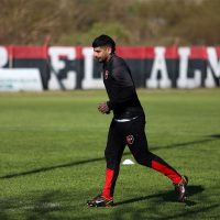 La FIFA inhibió a Newell’s por una deuda que el club niega