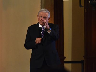 AMLO: Si no se aprueba reforma eléctrica, al día siguiente habrá iniciativa para proteger el litio