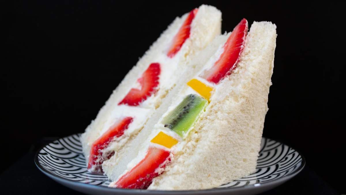 Sándwich de fruta. Fuente: (Instagram)