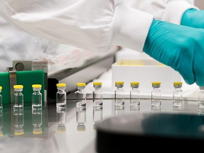 Johnson & Johnson pide a EU autorizar dosis de refuerzo de su vacuna contra el covid-19