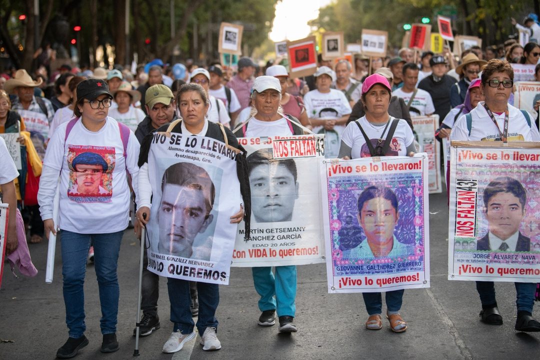 marcha 43 Foto Miguel Dimayuga Meneses