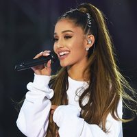 Ariana Grande reapareció después de la denuncia por plagio ¿Qué dijo?