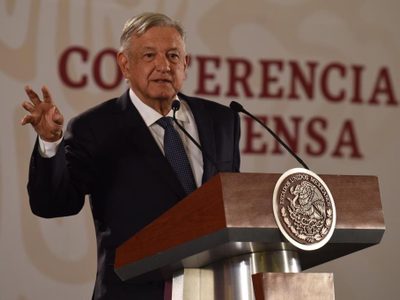 AMLO suspende transmisión de sus conferencias en redes
