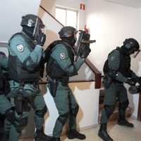 En España y Francia, la Guardia Civil y la Gendarmería Nacional tienen mando civil, no militar