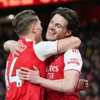 Arsenal se mantiene en la cima, Man City presiona y Liverpool continúa su resurgimiento