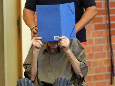 Un exguardia nazi de 101 años fue condenado a cinco años de prisión en Alemania