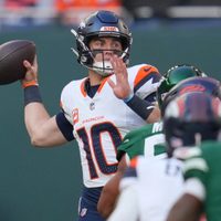 Los Broncos consiguen 9 capturas y vencen 13-11 a los Jets en Londres