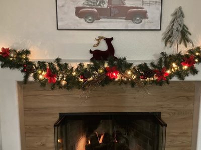 Con tapitas de desodorante, creá la guirnalda navideña de luces más linda y chic para tu deco en estas fiestas