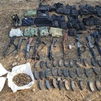Desarticulan célula delictiva en Carácuaro; aseguran armas de alto poder, granadas y vehículos robados