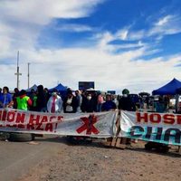Tensión: ordenan desalojar los piquetes del personal de Salud en Neuquén