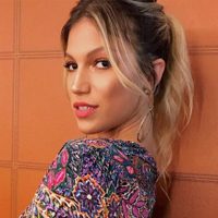 Es de otro planeta: Stefi Roitman hizo un feliz anuncio y descolocó a todos sus fans con este look