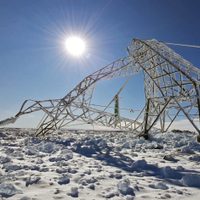 Energía anunció que se restituyó la línea de alta tensión colapsada en Chubut
