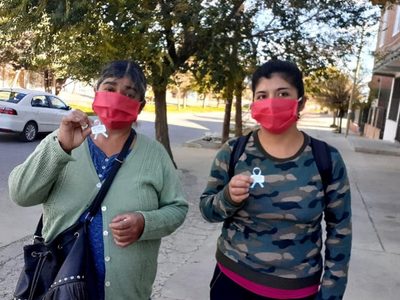 Gesto para destacar en Zapala: entregaron escarapelas a los vecinos de la ciudad