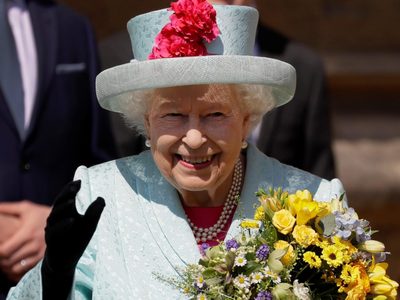 En medio de la cuarentena, una celebración: la reina Isabel II protagonista de un especial momento