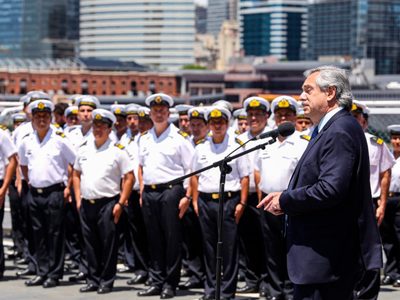 El Gobierno designó a las nuevas autoridades de las Fuerzas Armadas
