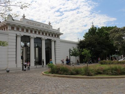 Reabren los cementerios en la Ciudad de Buenos Aires