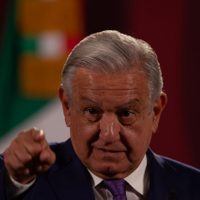 "Todavía pueden rectificar": AMLO llama a senadores a aprobar la iniciativa militarista