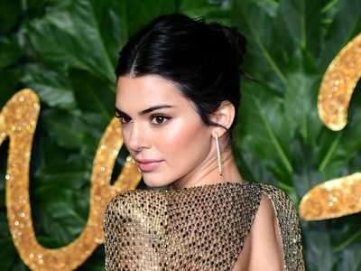 ¡Marcada! Kendall Jenner frente al espejo es un sueño hecho realidad