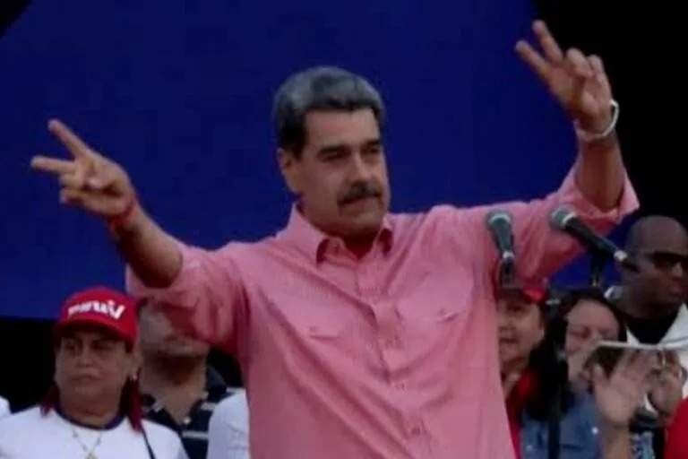 Nicolás Maduro canta "Imagine" de John Lennon mientras habla sobre las tensiones con EU