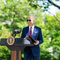 Biden confirma que se pondrá tercera dosis de la vacuna contra el covid-19