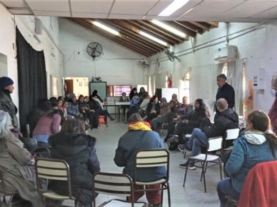 Se inundó la Escuela 301 de Plottier: “El establecimiento está colapsado en todos los sentidos”