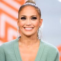 ¡Madre mía! Filtran instantáneas de Jennifer López con un apretado leggins que ¡la marcó toda!