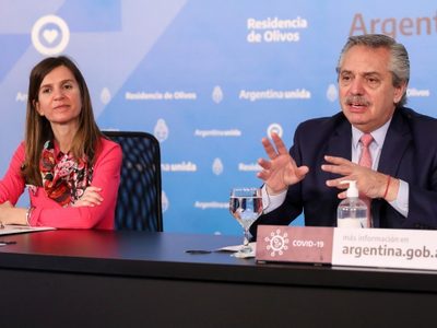 Batería de medidas económicas: la ANSES analiza jubilar a mayores de 55 años y capacitar a jóvenes