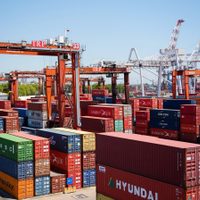 Importaciones: el Gobierno actualizó las normas de seguridad de un grupo de productos de consumo