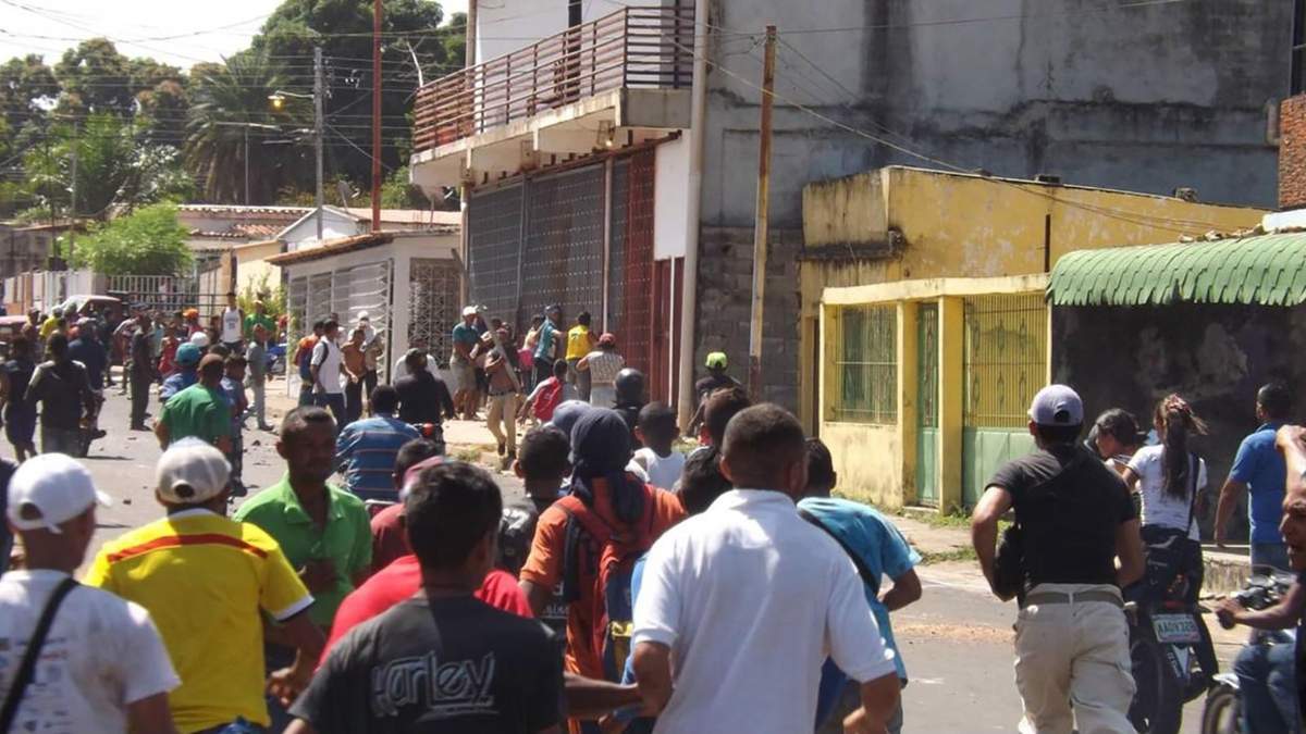 Los disturbios en Venezuela dejaron un saldo de 7 heridos. Fuente: (Twitter)