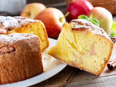 Torta de manzana de 15 cucharadas: con pocos ingredientes, jugosa y esponjosa para una tarde matera