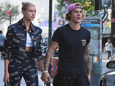 Hailey Baldwin confesó que sus padres se opusieron a que saliera con Justin Bieber