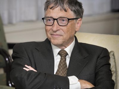 Bill Gates busca invertir en el litio de Catamarca