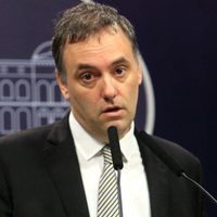 Caso Manuel Adorni: declaró el hijo de una de las jubiladas prestamistas