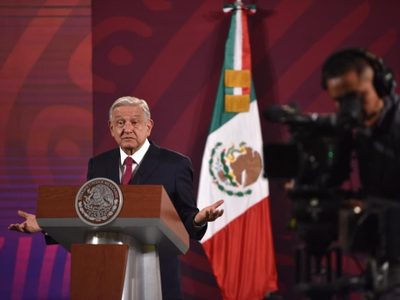 La información proporcionada por el GIEI sobre el caso Ayotzinapa “no es real”: AMLO